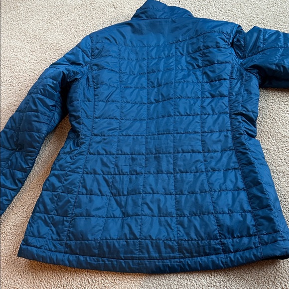 LL bean PrimaLoft Packaway Jacket - Picture 5 of 9